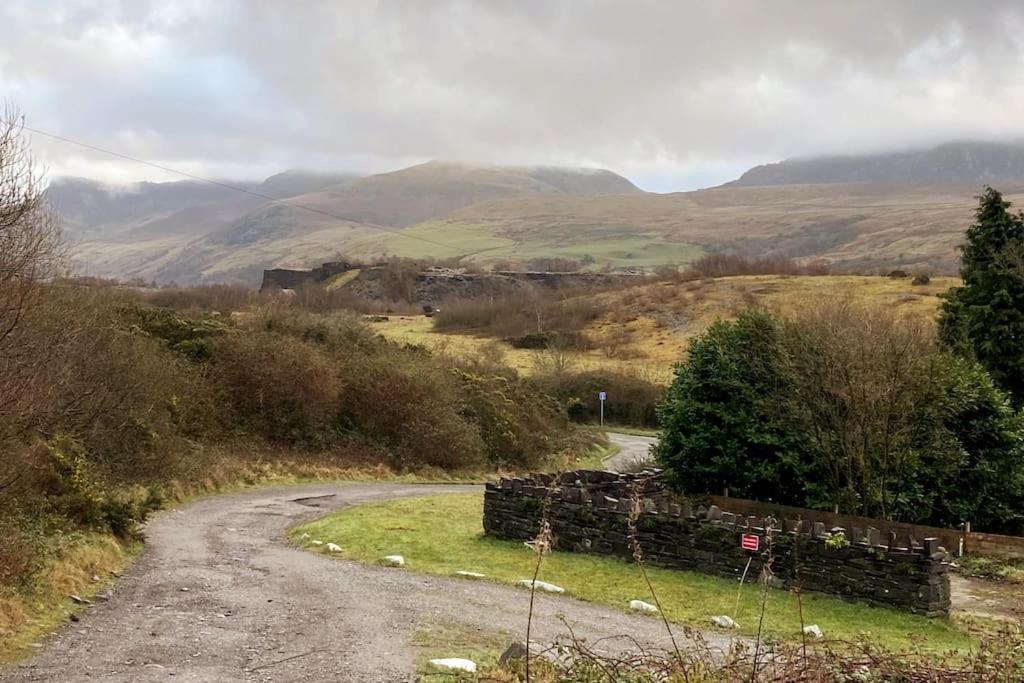 Welsh Holiday Home Sleeps 5 Close To Beaches & Mountains Nantlle Exterior foto